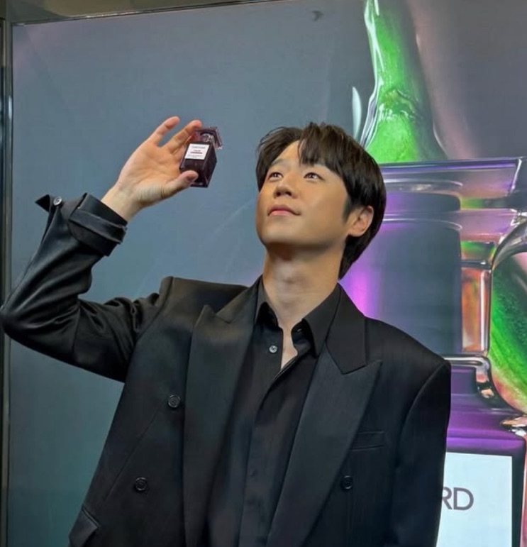 Jung Joon-won em foto de divulgação