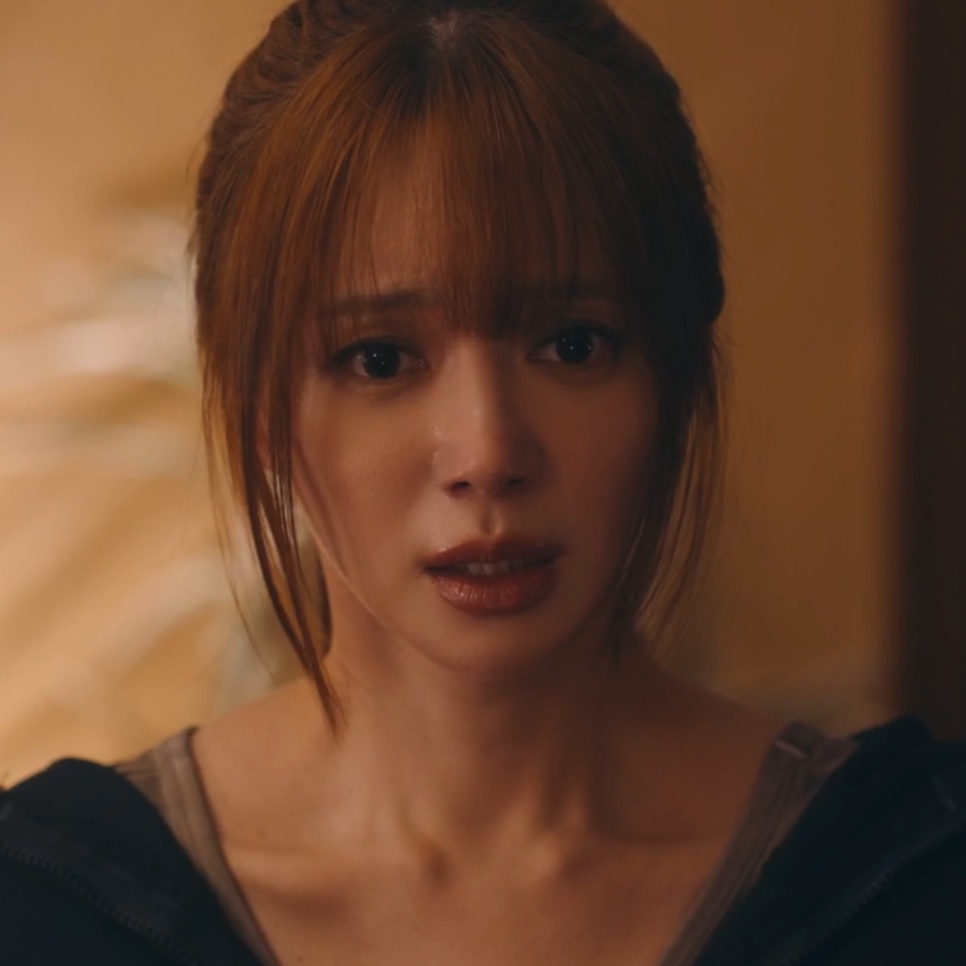 A Lee Elijah de A Bona Fide Killer continua linda — por onde ela andou?