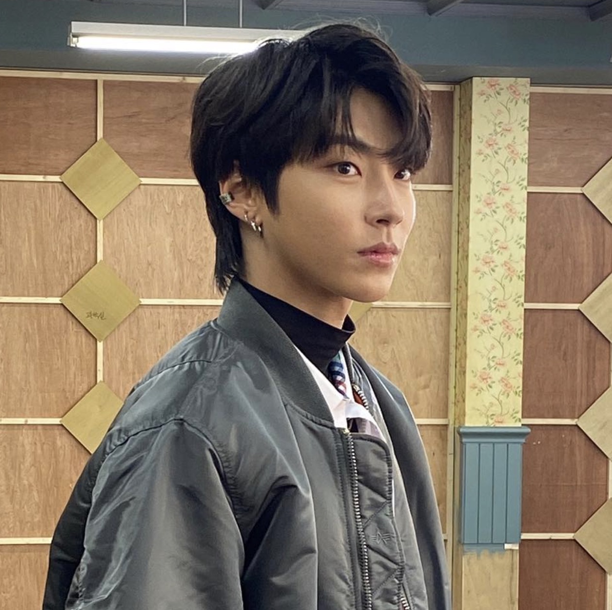 Hwang In-youp na época de Beleza Verdadeira