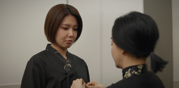 Funeral — Eun-mi e Jin-hee de luto