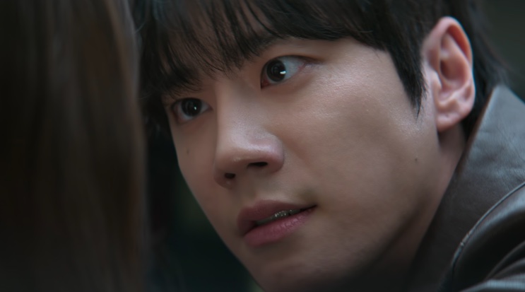 Close no rosto de Kaito em cena de Um Grude de Amor
