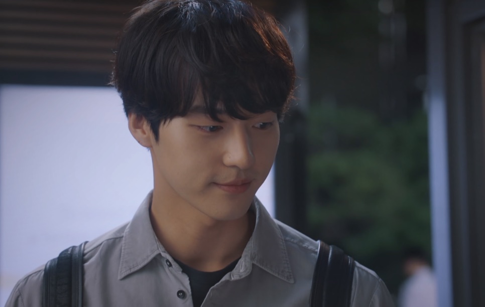 Yang Se-jong jovem em cena de Temperature of Love